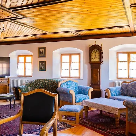 Landvilla Theresien-gut, 20 - 25 Personen Villa *